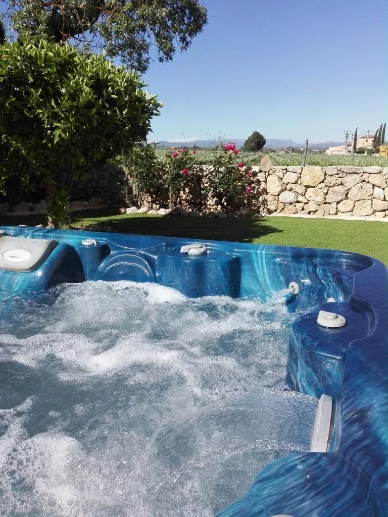 Imagen de Jacuzzi gratuito durante los meses de verano