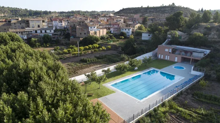 Imagen de Piscina Caseres