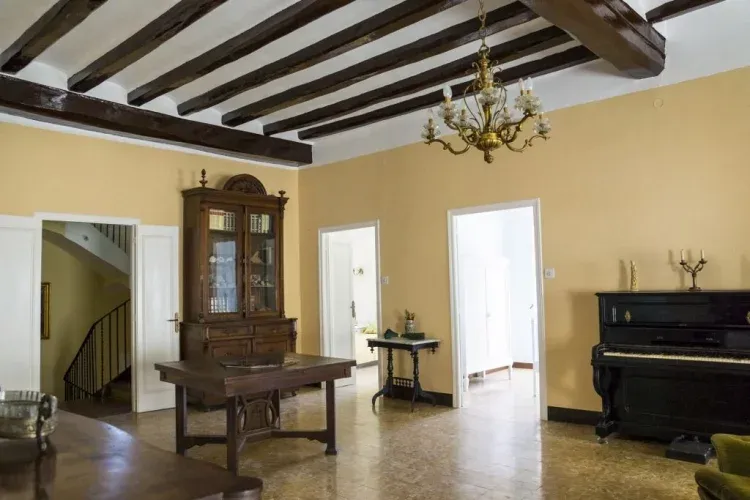 Imagen de Sala de estar principal