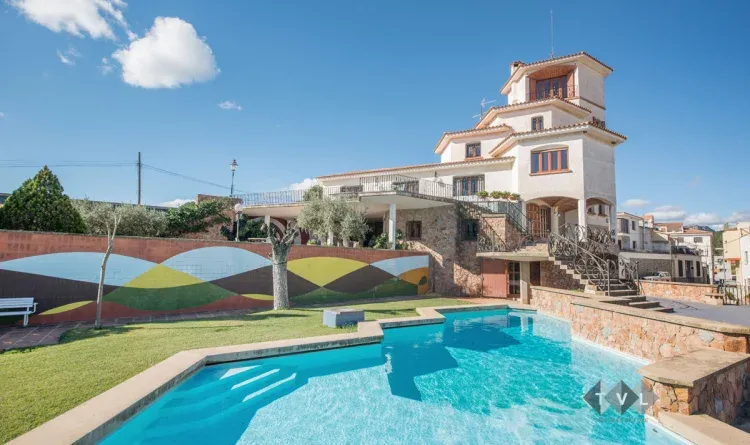 Imagen de Exterior desde piscina