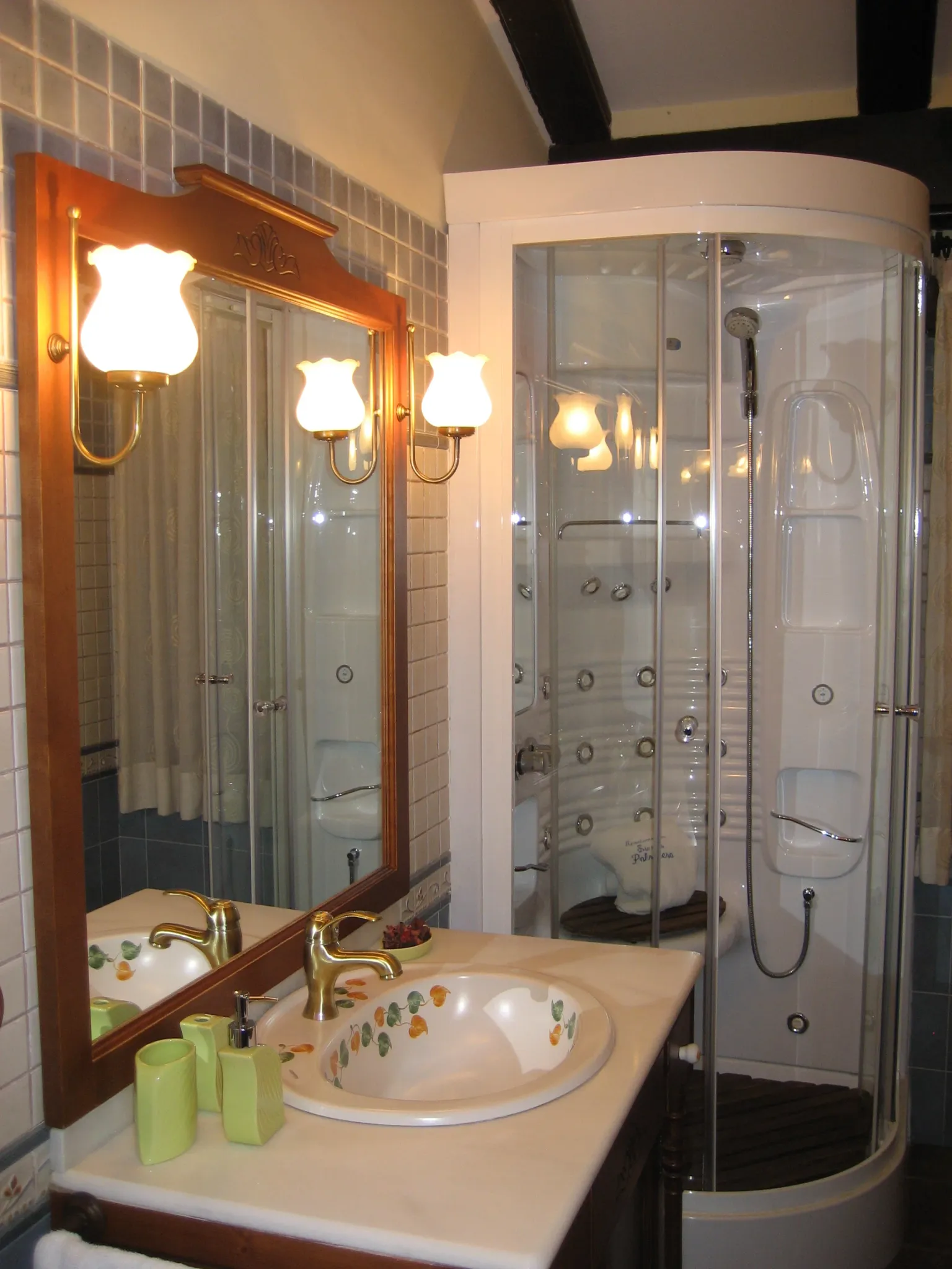 Imagen de Baño apartamento "sueños dorados"