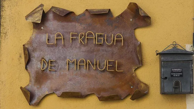 Imagen de Chapa Exterior La Fragua de Manuel