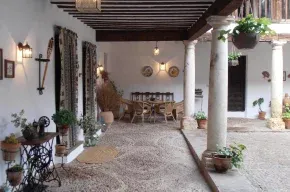 Imagen de Patio del siglo XVI