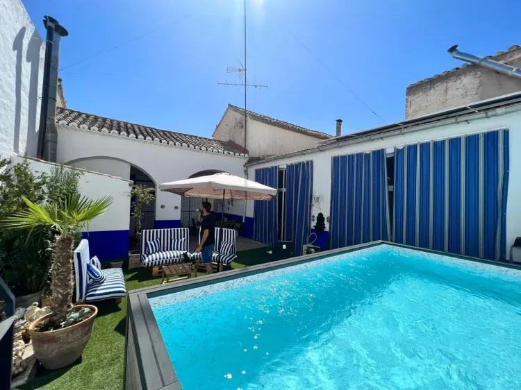 Imagen de piscina