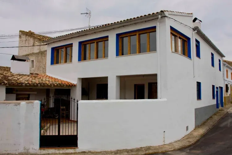 Imagen de Frontal con terraza