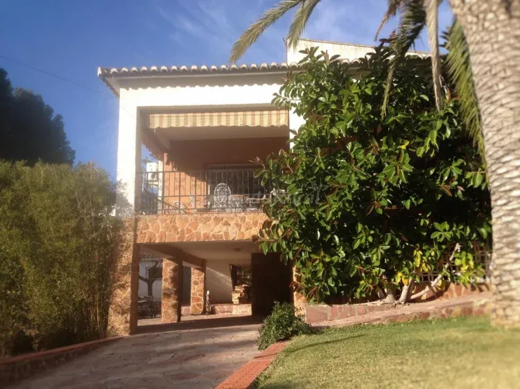Imagen de Fachada principal de la casa