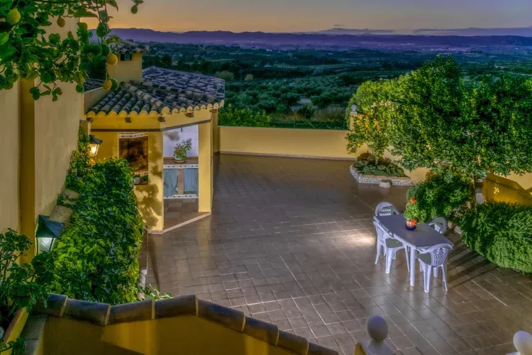 Imagen de Amplia Terraza