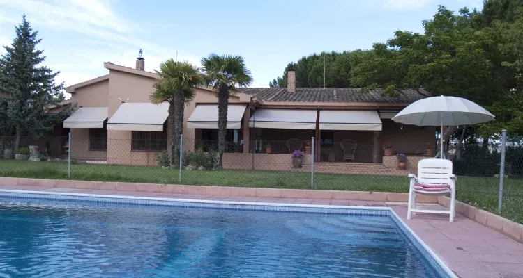 Imagen de Casa con piscina