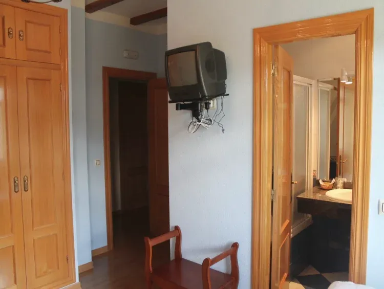 Imagen de Habitaciones dotadas todas ellas con baño y tv particular