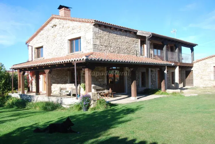 Imagen de Vivienda y jardín