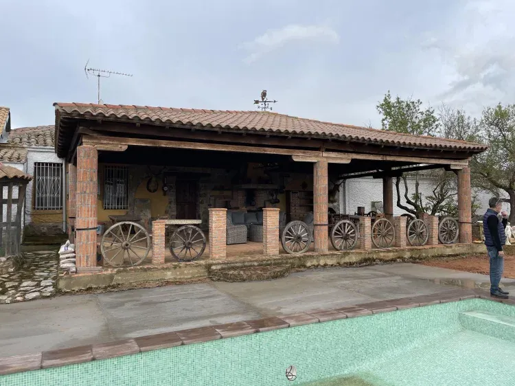 Imagen de Patio trasero con piscina