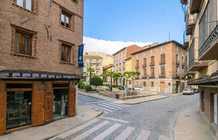 Imagen de Calle Mayor, esquina Plaza Santiago