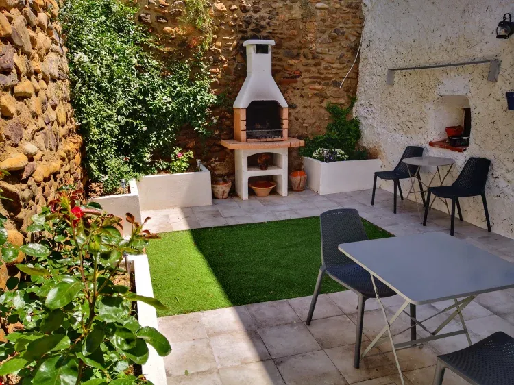 Imagen de Jardín con barbacoa