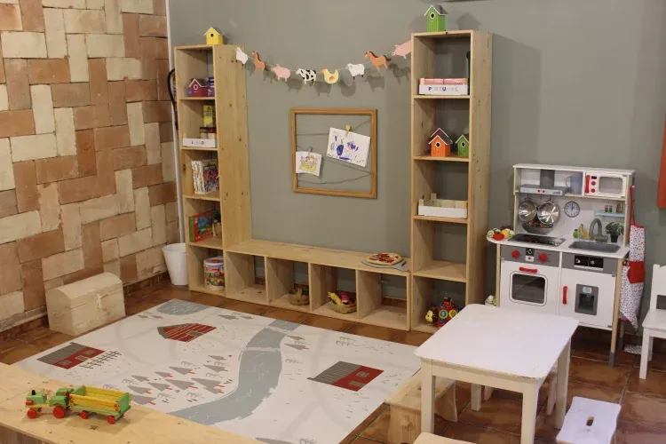 Imagen de Zona de juegos infantil en el salón-comedor
