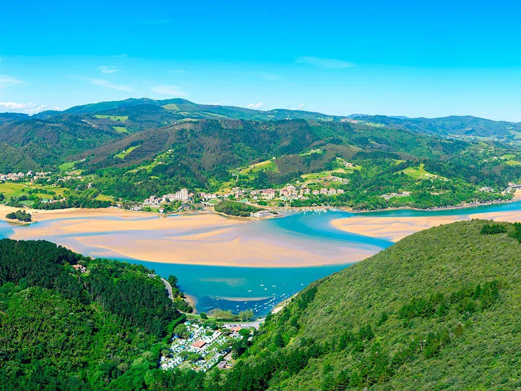Imagen de Planes en Bizkaia para cada viajero: senderista, cicloturista, ecoturista y familiar