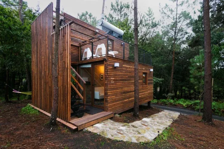 Imagen de REFUGIO EN EL BOSQUE