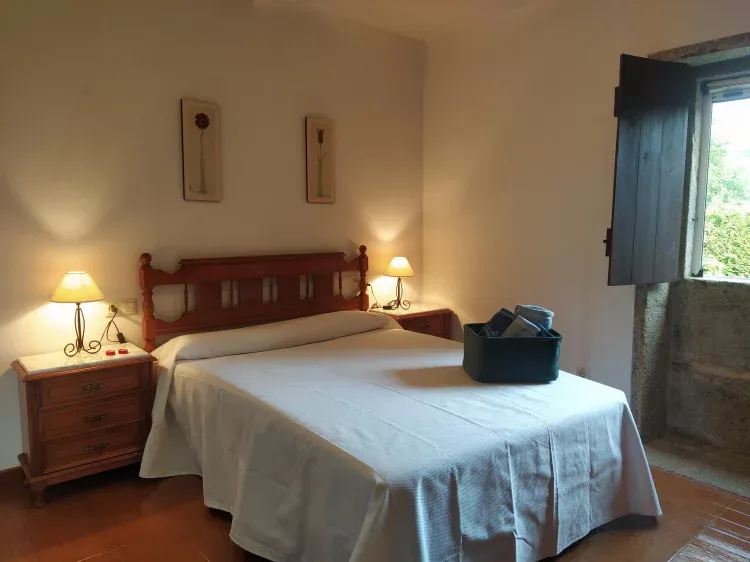 Imagen de Dormitorio 3  con cama de matrimonio.