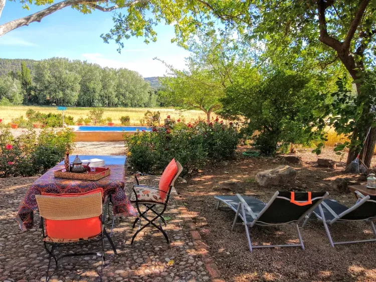 Imagen de Terraza y piscina