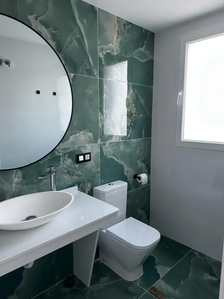 Imagen de Ba&ntilde;os