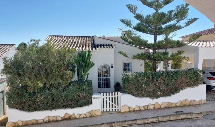 Imagen de FACHADA DELANTERA