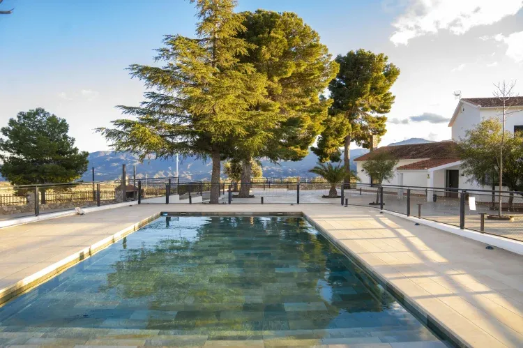 Imagen de Vistas desde el porche de "El Cortijo". Piscina compartida
