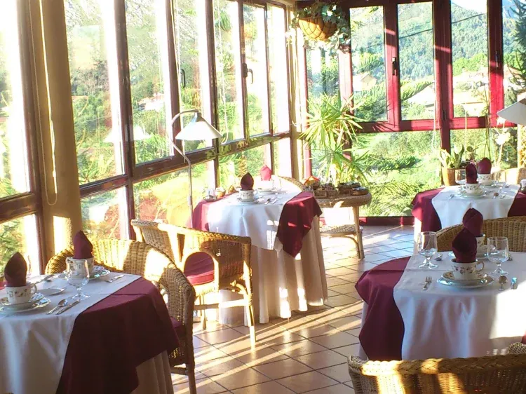 Imagen de Galeria montada para desayunar