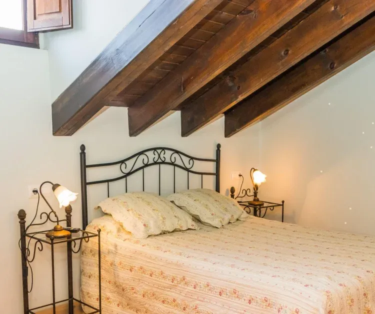 Imagen de habitación 7, cama matrimonial