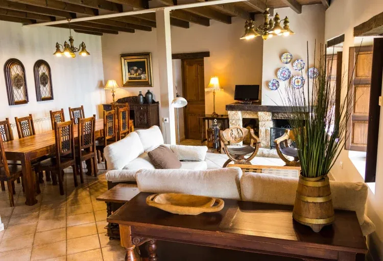 Imagen de Salón tv y comedor
