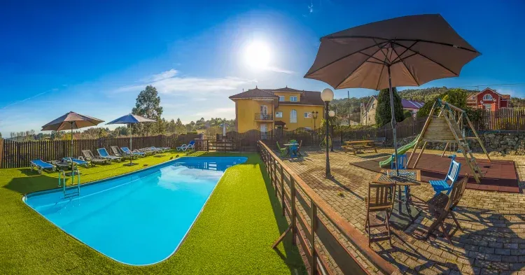 Imagen de PISCINA Y ZONAS COMUNES