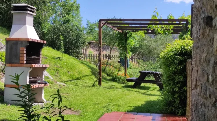 Imagen de Cenador, vistas a la montaña, jardín, barbacoa