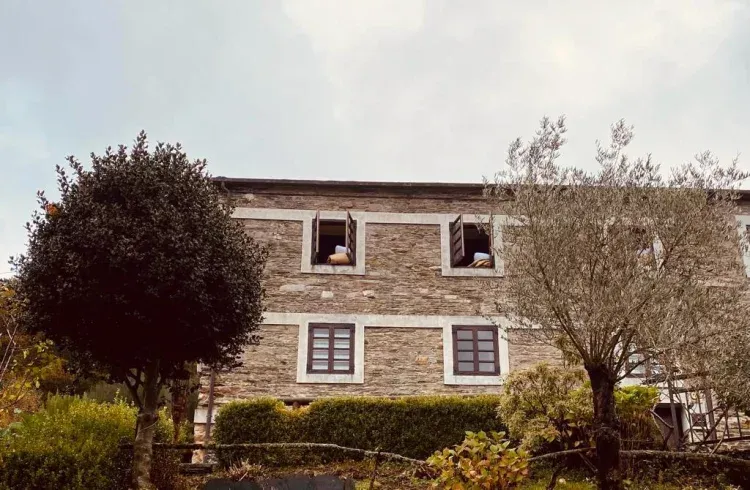 Imagen de Fachada A Casoa
