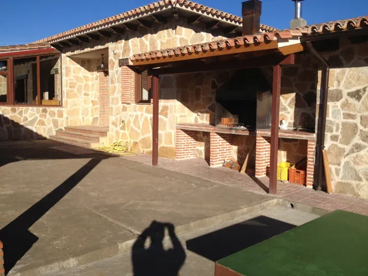 Imagen de barbacoa cubierta