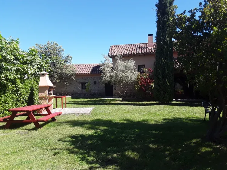 Imagen de Jardín con barbacoa