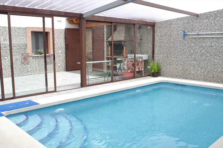 Imagen de Piscina: escaleras