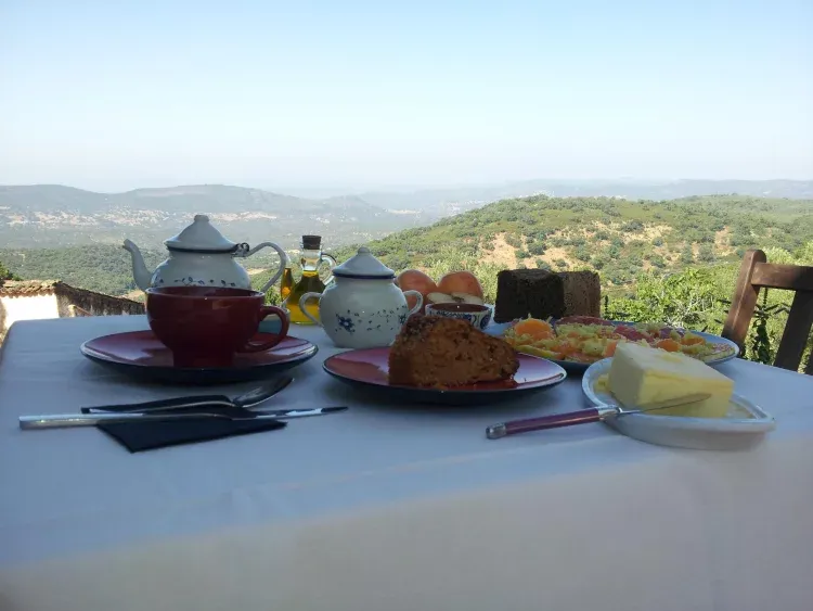 Imagen de Estupendo desayuno  con productos caseros y naturales...