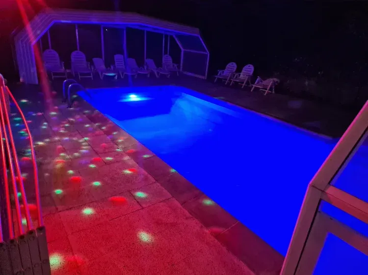 Imagen de Piscina chill out consultar horarios 