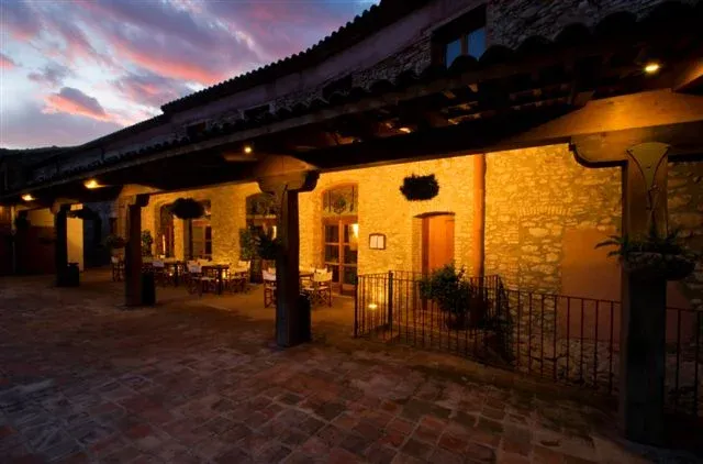 Imagen de Porche al atardecer