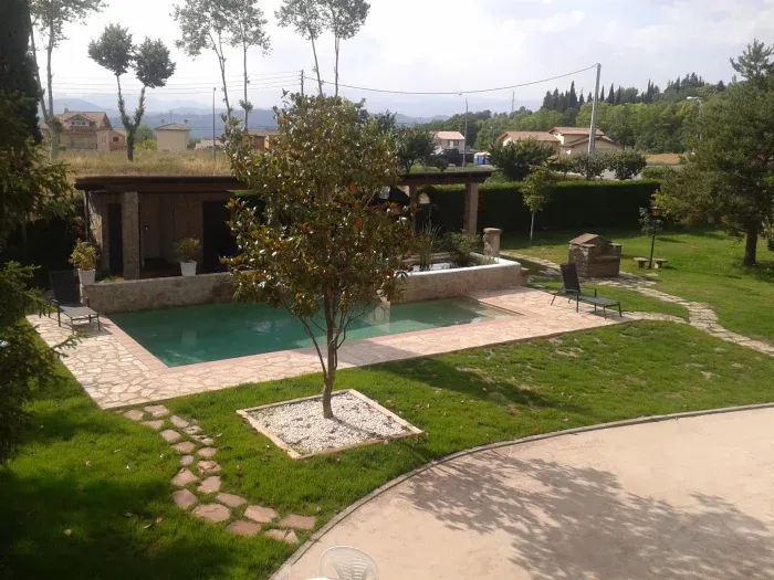 Imagen de Vistas al jardín