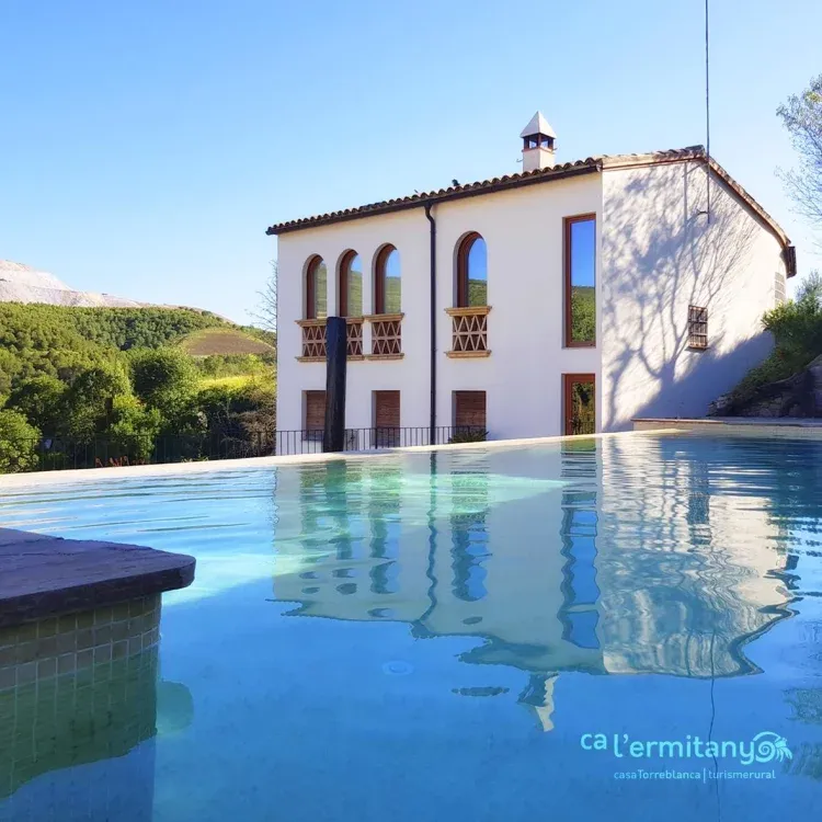 Imagen de Piscina Ca l'Ermitanyo