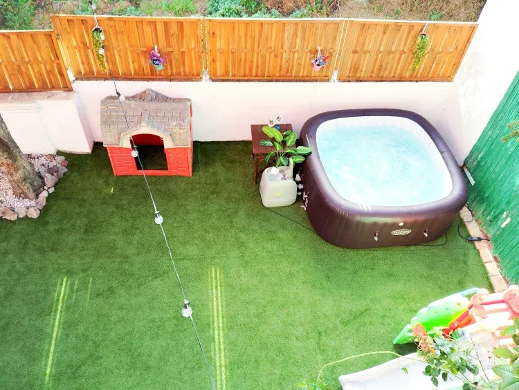 Imagen de Jacuzzi exterior 6 personas