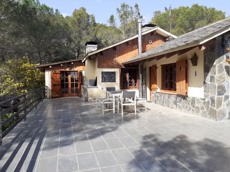 Imagen de terraza con barbacoa