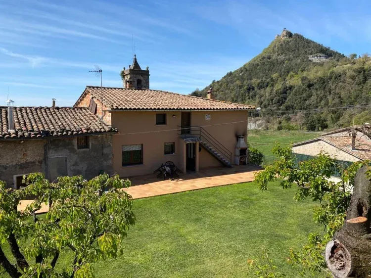 Imagen de Fachada del Boix y su jardín