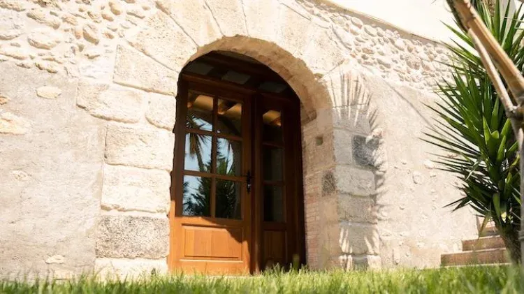 Imagen de Can Òscar Petit. Entrada