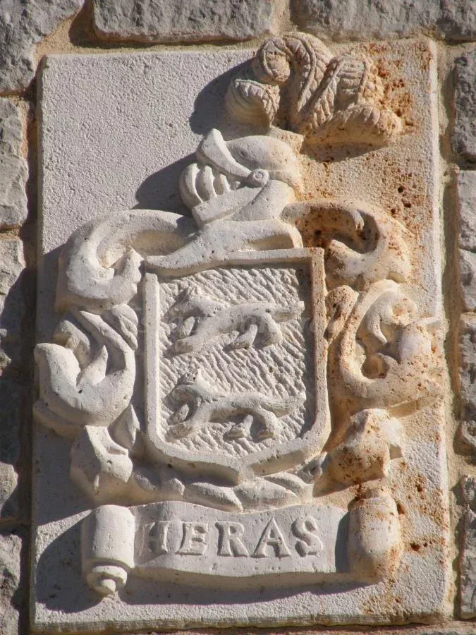 Imagen de Escudo apellido Heras