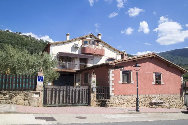 Imagen de Casa Grande Completa Exterior