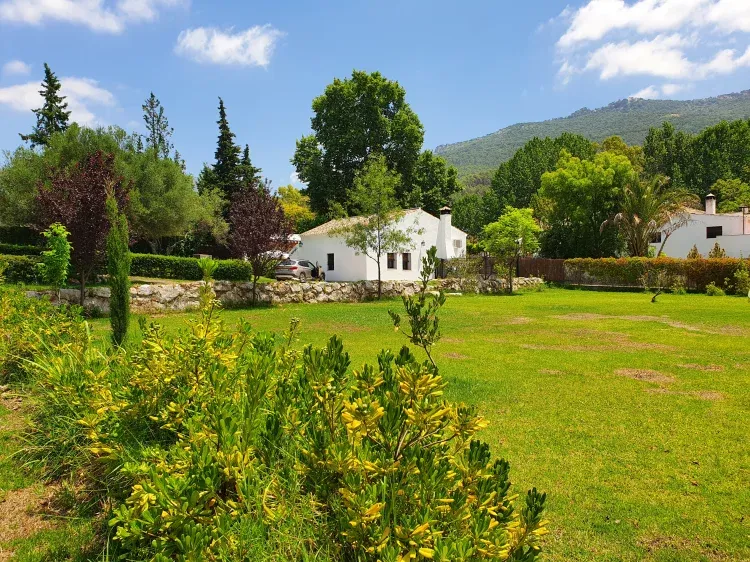 Imagen de 2020 Vista de la finca y casa rural