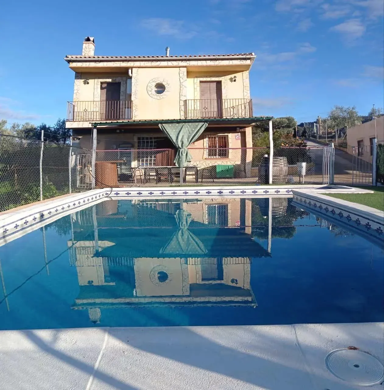 Imagen de casa piscina