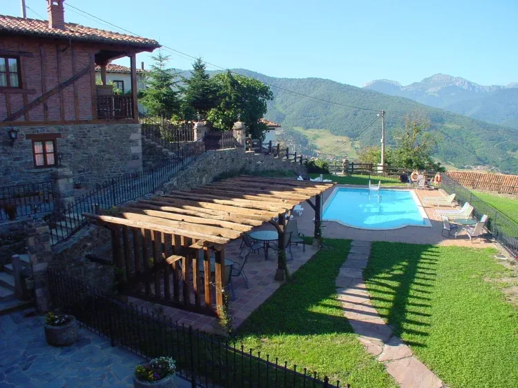 Imagen de Vista de la Piscina desde apartamento