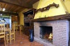 Imagen de chimenea casa grande