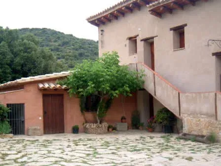 Imagen de Lugar  de acceso a los dos apartamentos y a la casa rural
